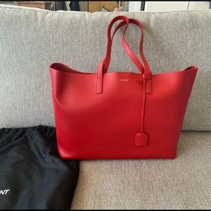 LIKE NEW! Saint Laurent East West Shopper Tote